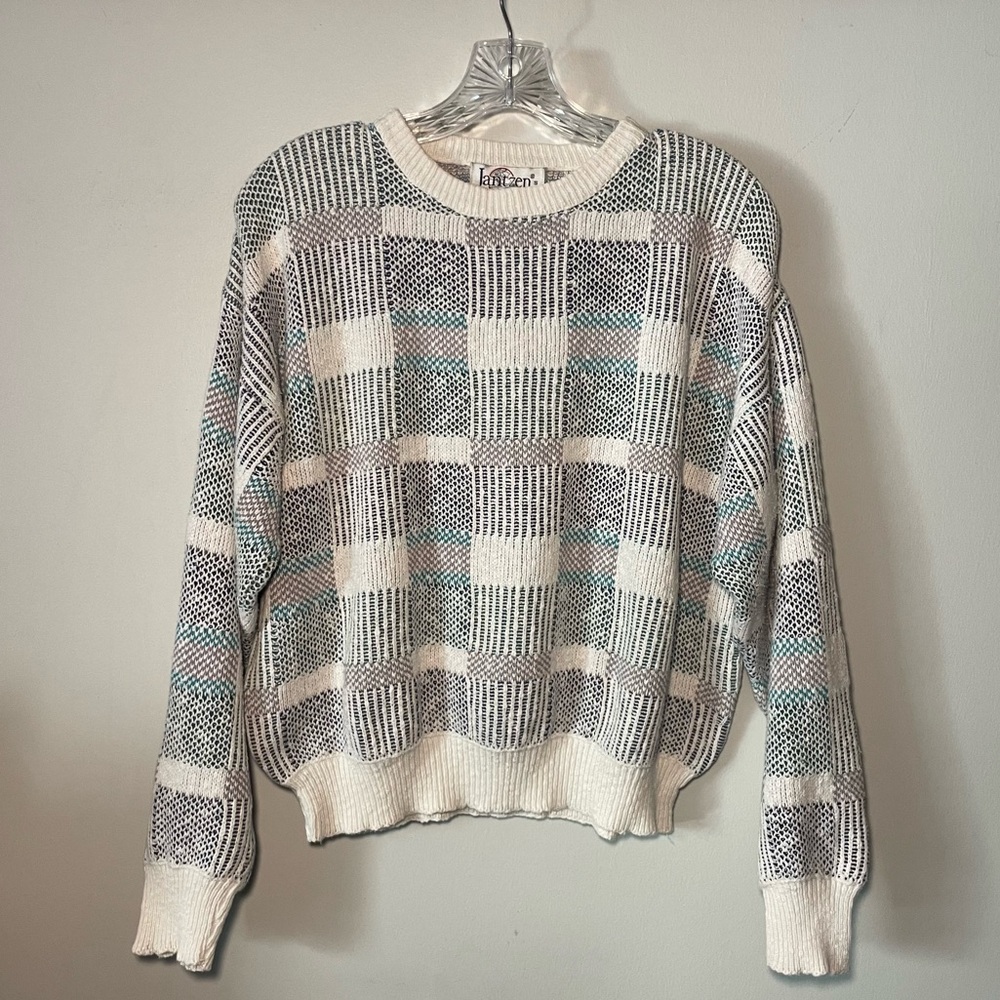VTG White & Purple Plaid Sweater